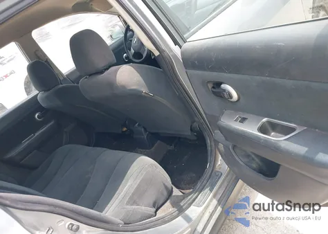 2010 Nissan Versa 1.8S из США, поврежденный, VIN 3N1BC1CP0AL399143